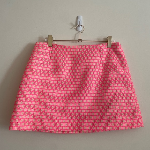 ✨RARE Lilly Pulitzer Skirt in Tate Hotty Pink✨ - Picture 4 of 6